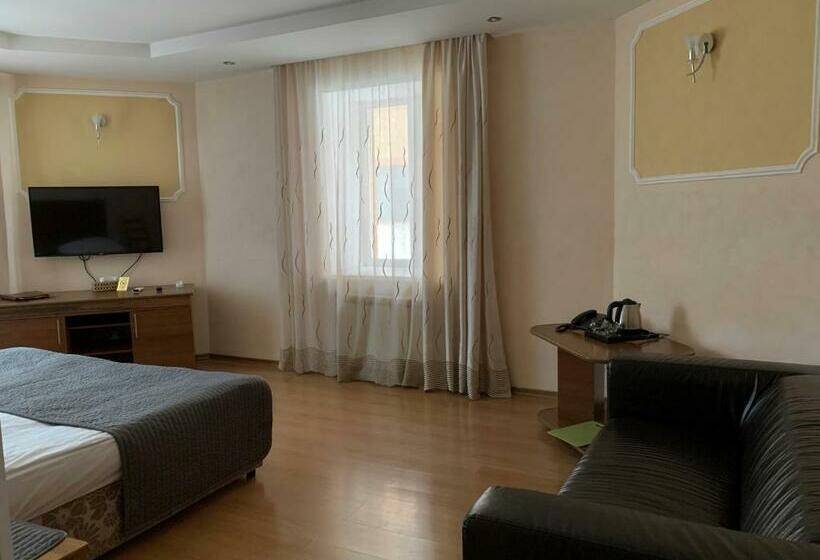 اتاق استاندارد, Gloria Standard