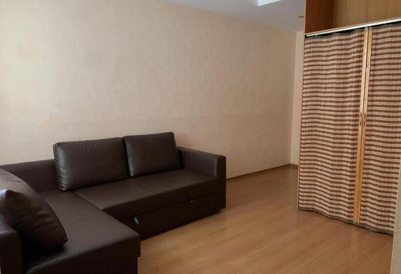 سوییت, Gloria Standard