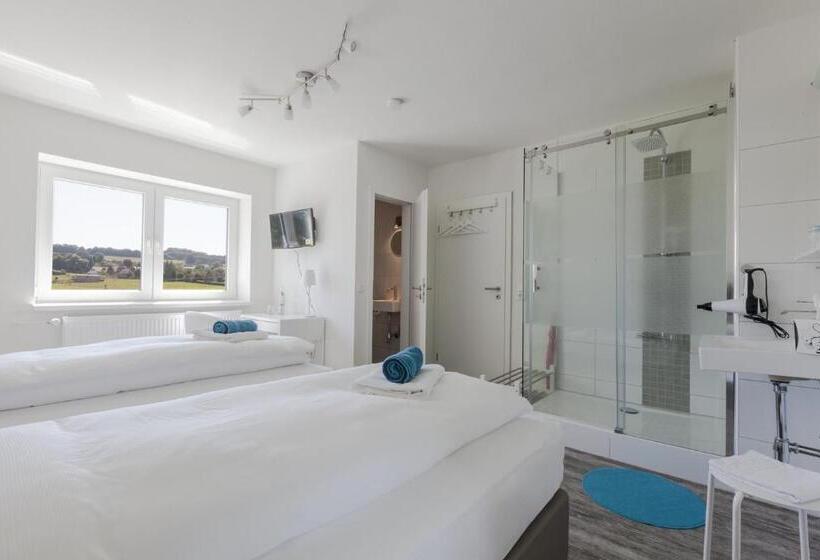 Номер Стандарт, Mein Klein