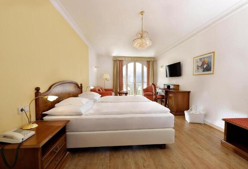 جناح جونيور, Mühle Mayer