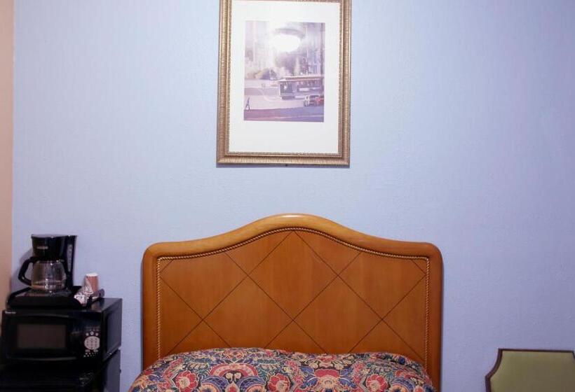 חדר סטנדרד יחיד חדר אמבטיה משותף, Oak