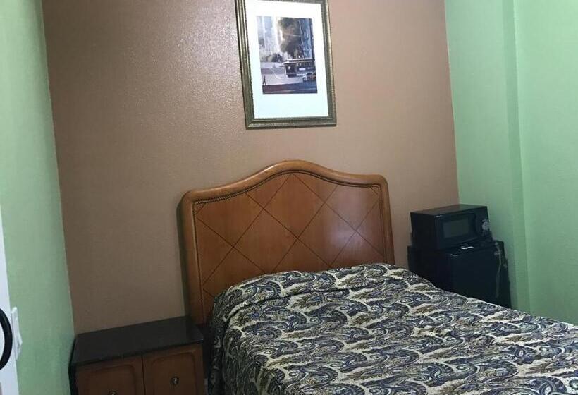 חדר סטנדרד יחיד חדר אמבטיה משותף, Oak