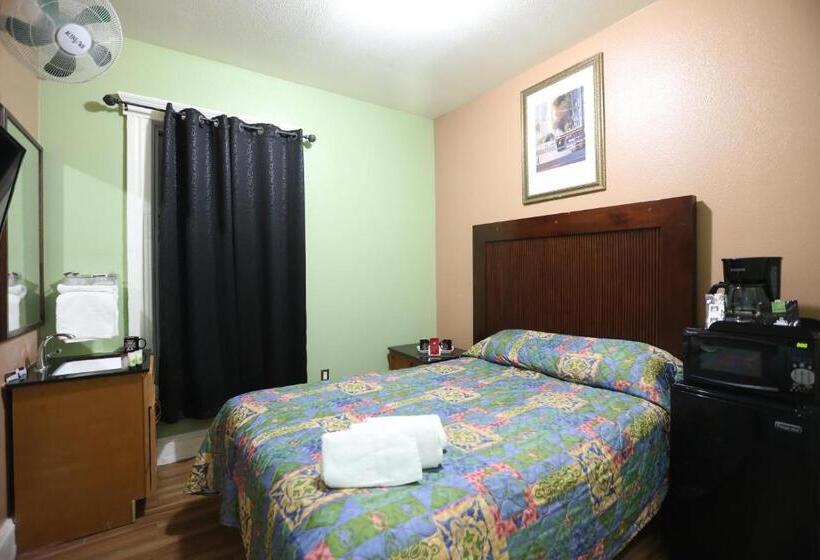 חדר סטנדרד יחיד חדר אמבטיה משותף, Oak