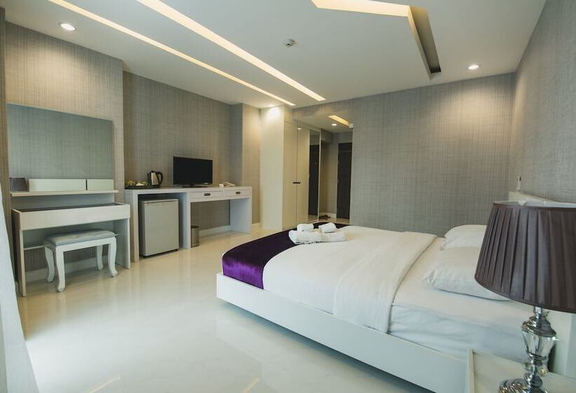 수피리어 룸, Phuglong