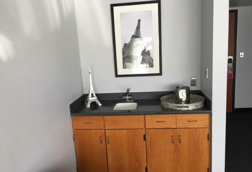 Президентский Люкс, The Henson