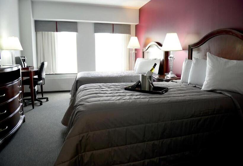 Номер Стандарт, The Henson