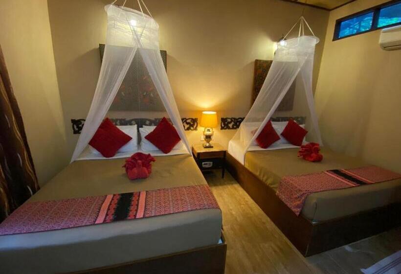 Семейный Номер, Ombak Dive Resort Perhentian Island