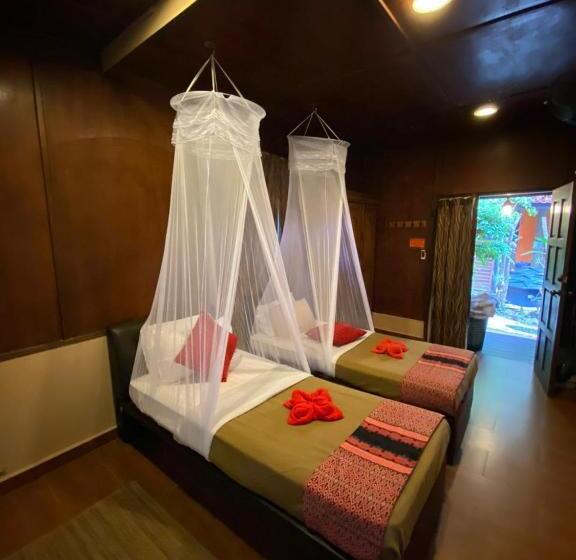 Номер Deluxe, Ombak Dive Resort Perhentian Island