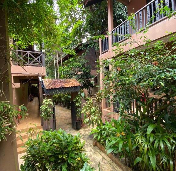 Номер Superior, Ombak Dive Resort Perhentian Island