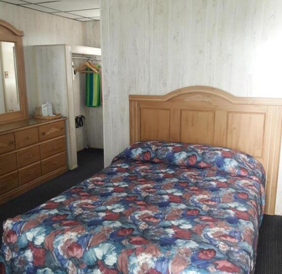 スタンダードルーム, Suitcase Motel & Travel