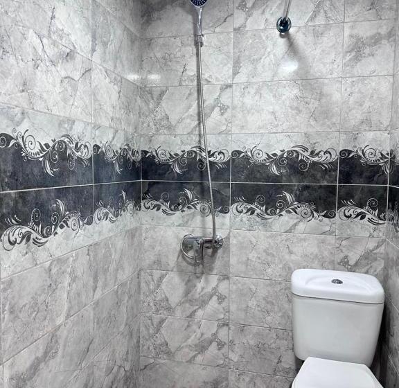 Economy Triple Room, Yerevan