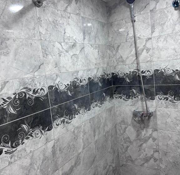 Economy Triple Room, Yerevan