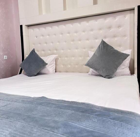 استودیوی سوپریور, Yerevan