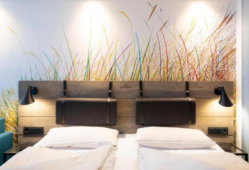 豪华海景房带阳台, Slowdown Bottsand Hotel Und Spa