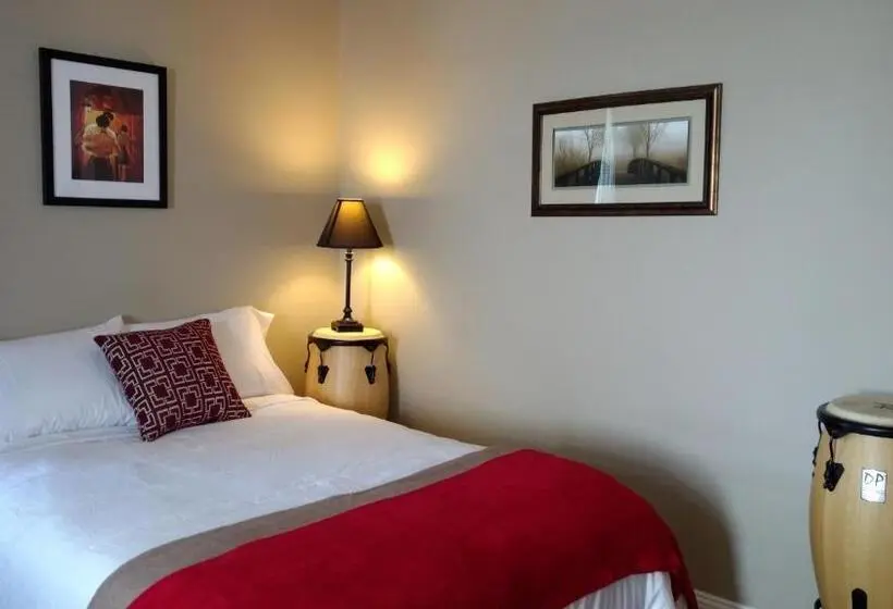デラックスルーム, Carraway Guest House