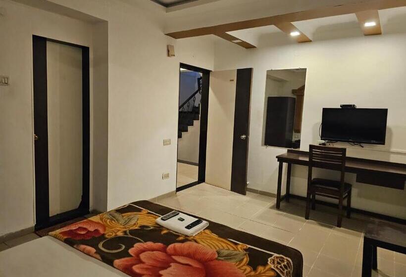 エコノミー４人部屋, Suman Cottage & Bungalow