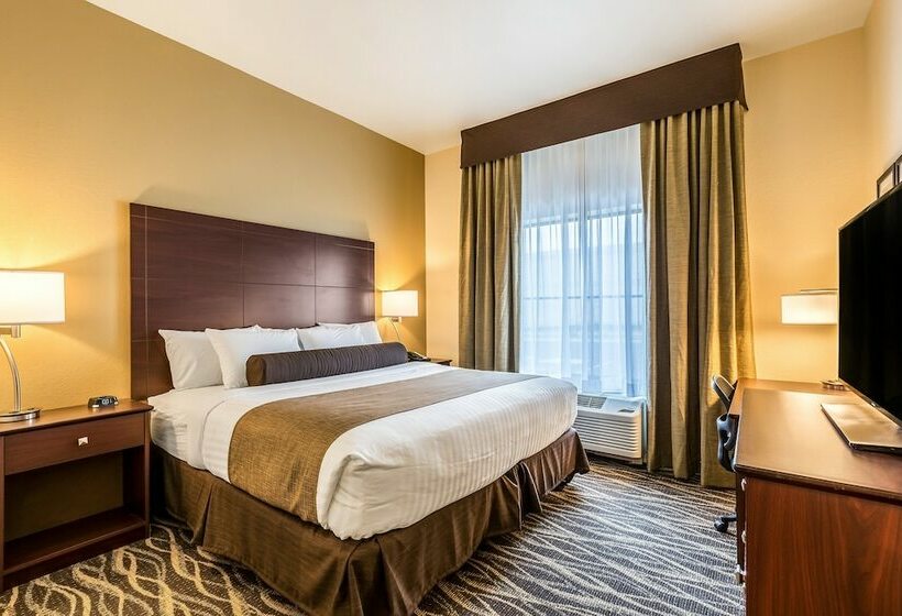 Студия Стандарт, Cobblestone Hotel & Suites   Stevens Point