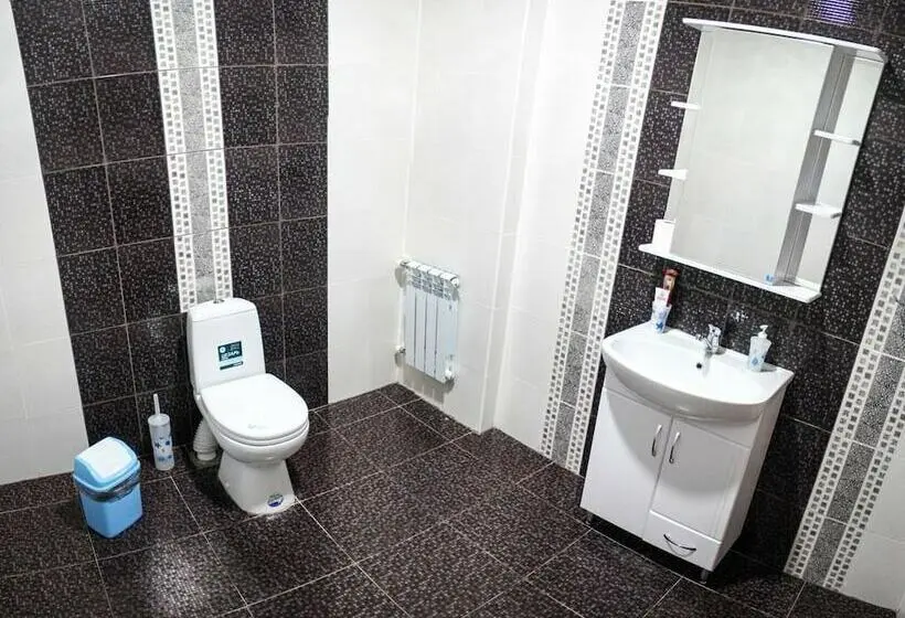 Standard Yhden Hengen Huone, Mega