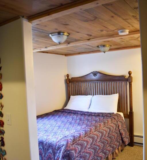 Family Suite, Exit Glacier Lodge