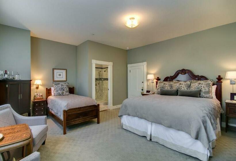 غرفة كومفورت ثلاثية, Winchester Inn