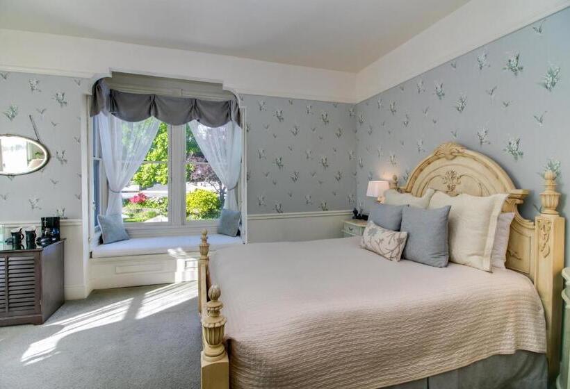 غرفة قياسية مطلّة علي الحديقة, Winchester Inn