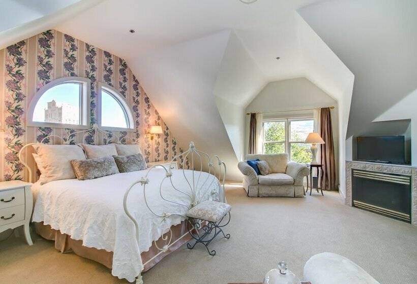 جناح, Winchester Inn