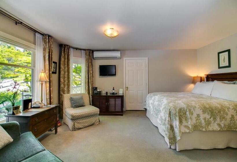 غرفة قياسية سرير كينج, Winchester Inn