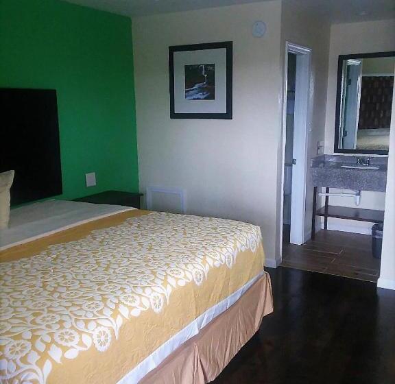 Стандартный Номер Кровать Кинг, Budget Inn