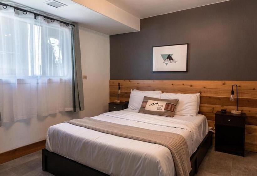 Pokój Rodzinny, Loge Mt. Shasta