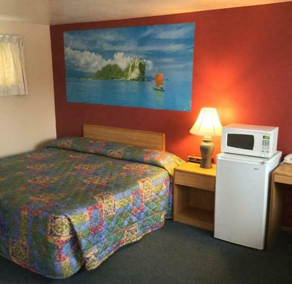 اتاق استاندارد با تخت بزرگ, Parkway Motel