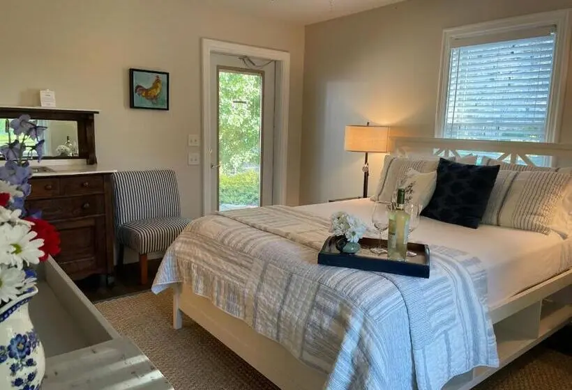 身障者適用スタンダードルーム, Pheasant Field Bed And Breakfast