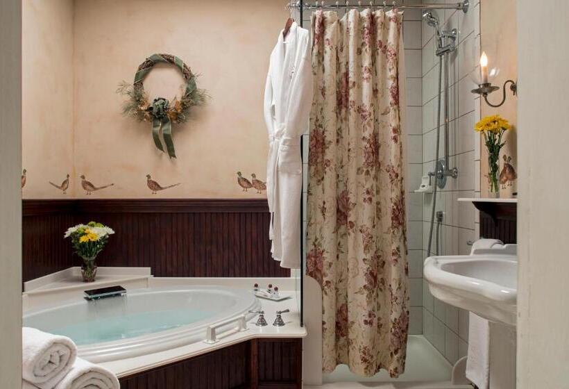 带大床的标准间, Pheasant Field Bed And Breakfast