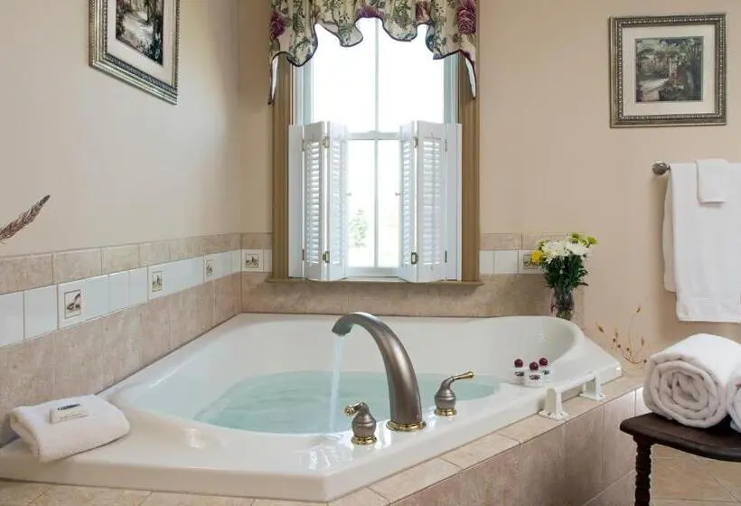 バルコニー付スイート, Pheasant Field Bed And Breakfast