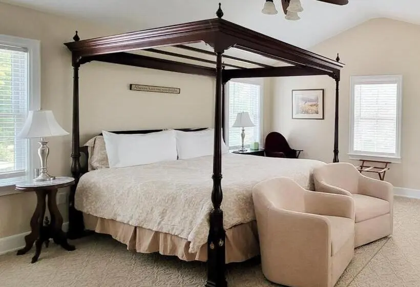 バルコニー付スイート, Pheasant Field Bed And Breakfast