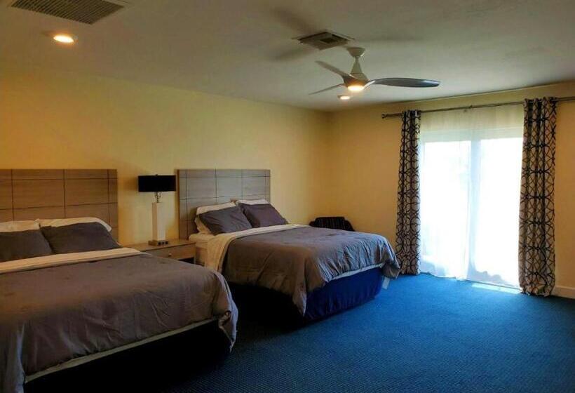 סוויטה עם נוף לנהר, The Rivers Edge Motel