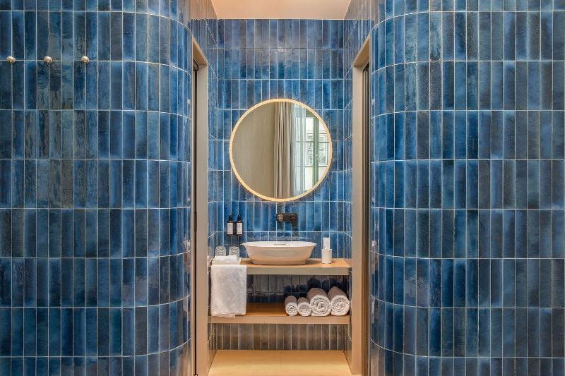 اتاق پرمیوم, Kimpton Bem Budapest, An Ihg