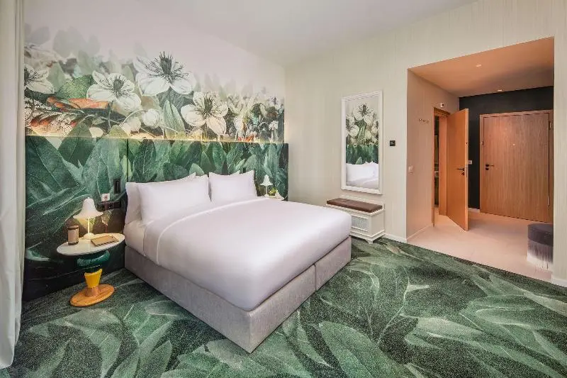 اتاق استاندارد با تخت بزرگ برای معلولان, Kimpton Bem Budapest, An Ihg