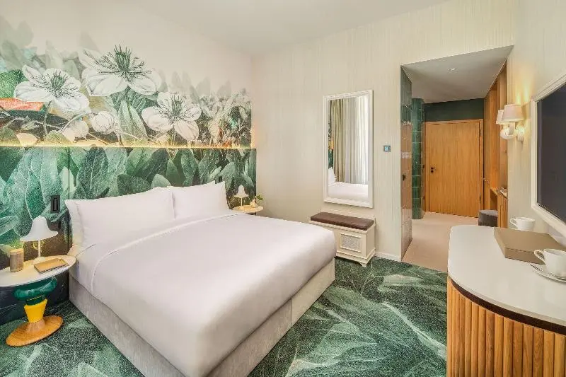 اتاق استاندارد با تخت بزرگ برای معلولان, Kimpton Bem Budapest, An Ihg