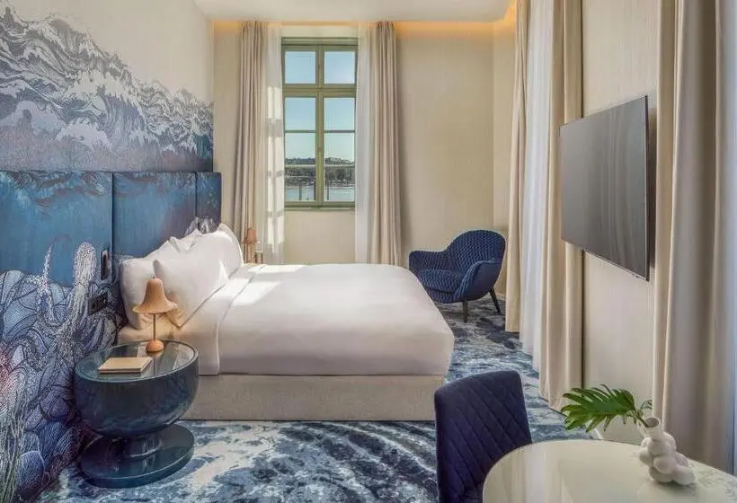 استودیو استاندارد با تخت کینگ, Kimpton Bem Budapest, An Ihg