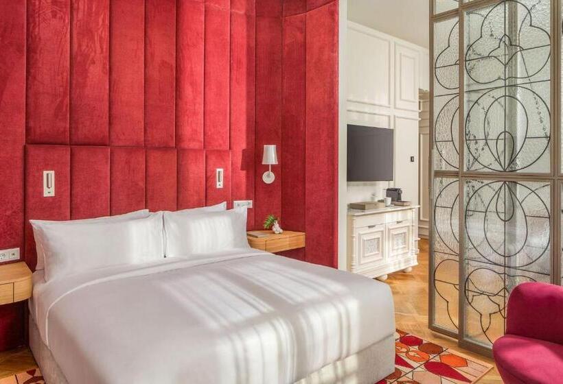 سوئیت با چشمانداز, Kimpton Bem Budapest, An Ihg