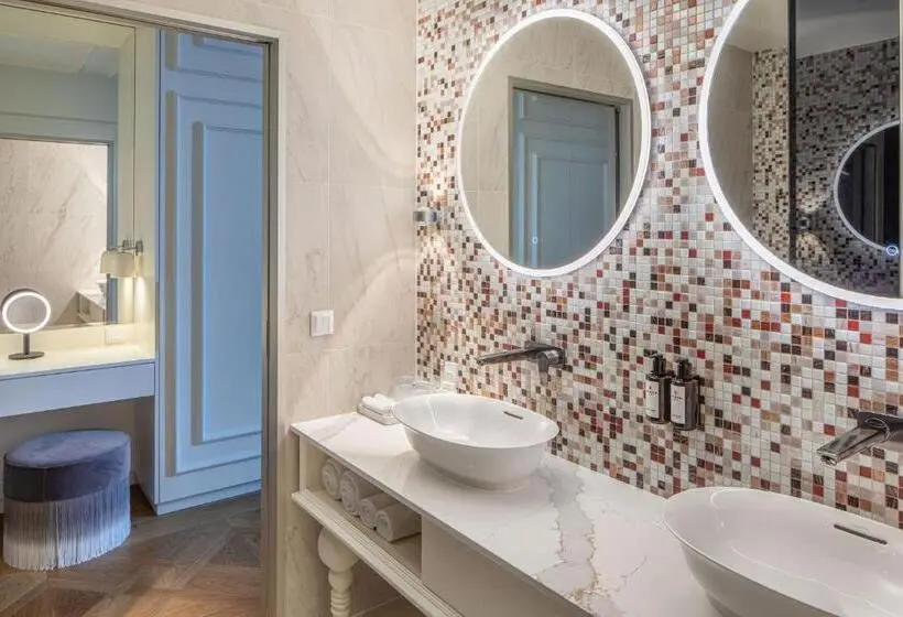 سوئیت با چشم‌انداز, Kimpton Bem Budapest, An Ihg