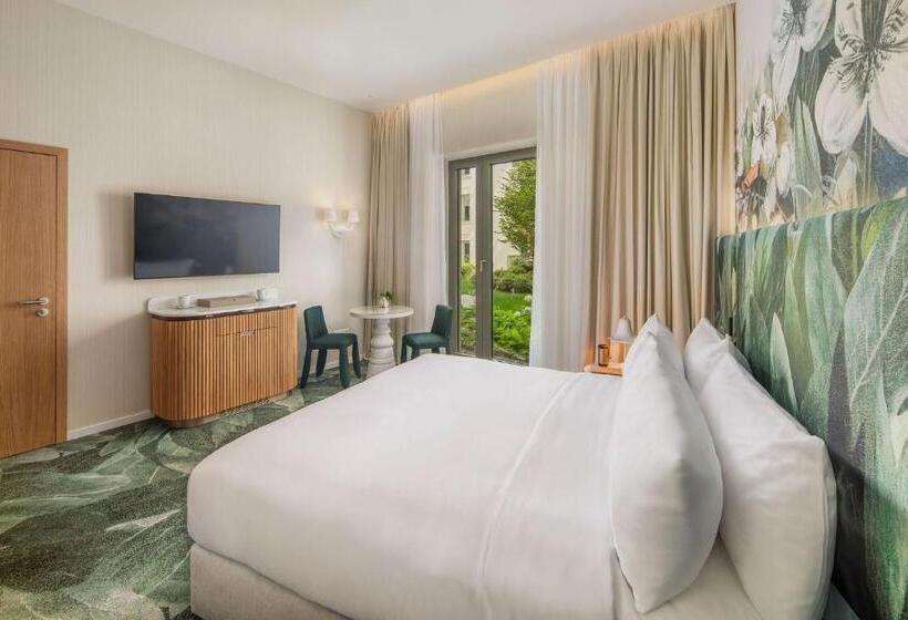 اتاق استاندارد با تخت بزرگ برای معلولان, Kimpton Bem Budapest, An Ihg