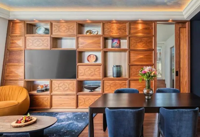 سوییت, Kimpton Bem Budapest, An Ihg