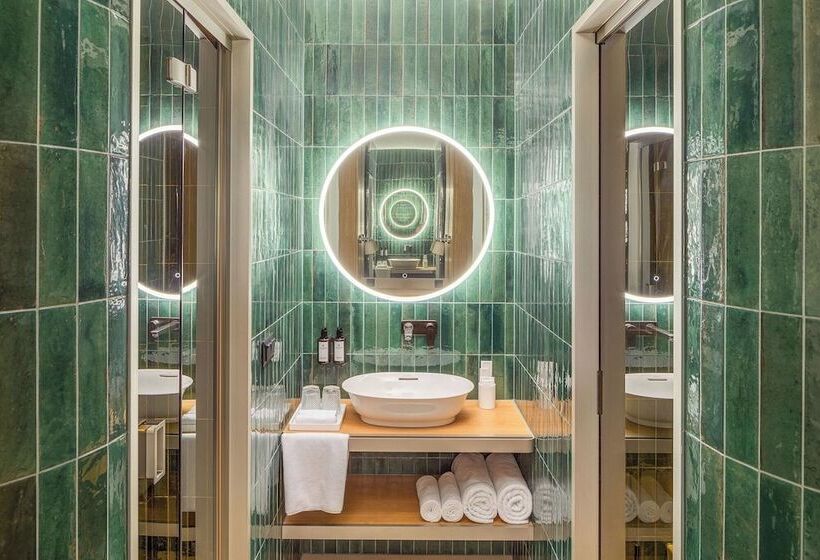 اتاق استاندارد, Kimpton Bem Budapest, An Ihg