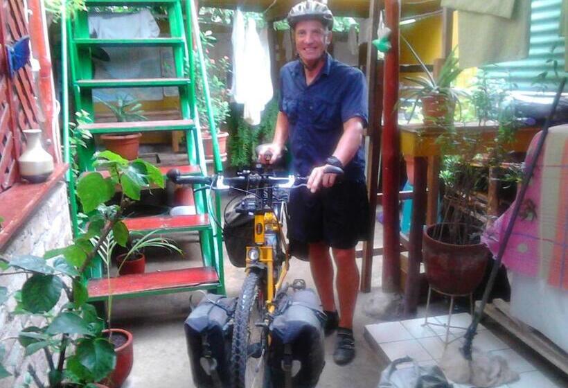 اتاق اکونومی یک تخته, Hostel Julieta