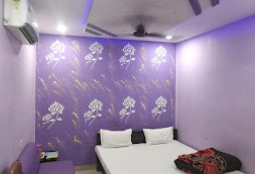 Standard Room, Atithi Galaxy