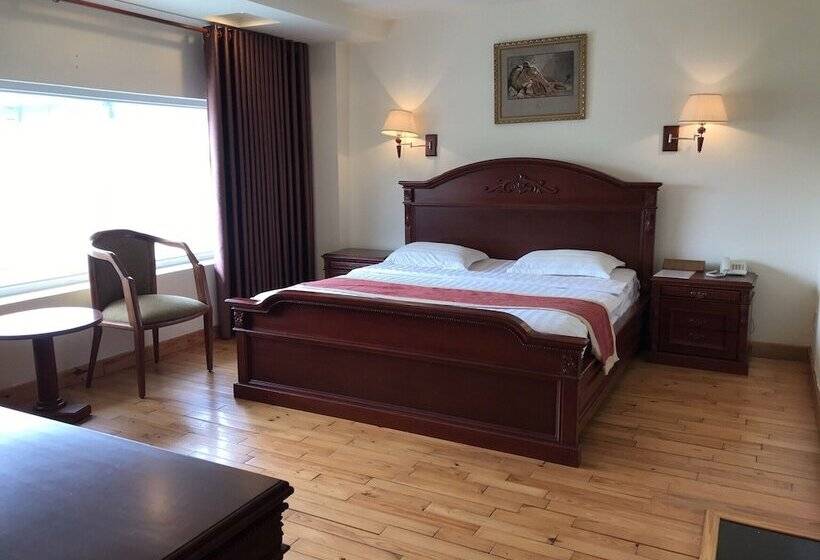 اتاق استاندارد, Hoang Yen 2