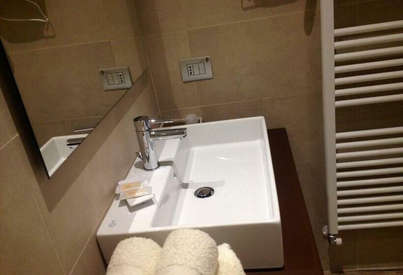 标准间, Il Feudo Di Agnadello