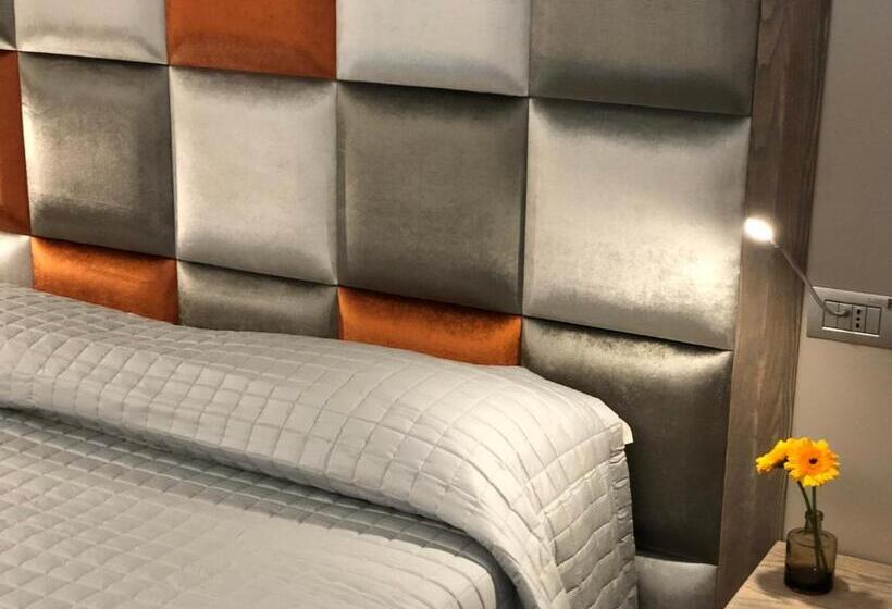 高级大房间, Il Feudo Di Agnadello