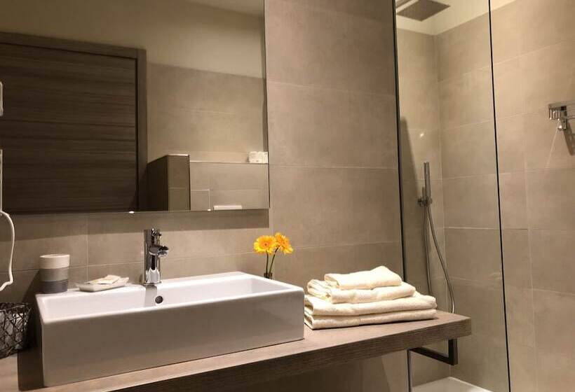 高级大房间, Il Feudo Di Agnadello